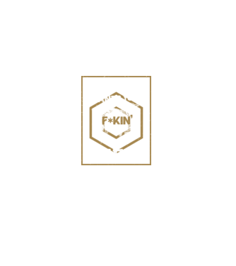 Nobody wants your sheep model negru pe tricou