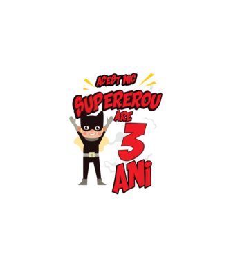 Acest mic supererou are 3 ani model negru pe tricou