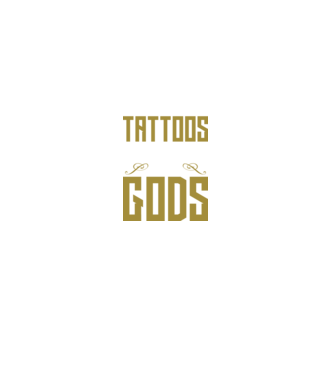 A man without tattoos is invisible to the gods model negru pe tricou