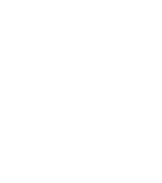 turist model negru pe tricou