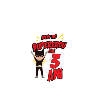 Acest mic supererou are 3 ani model negru pe tricou