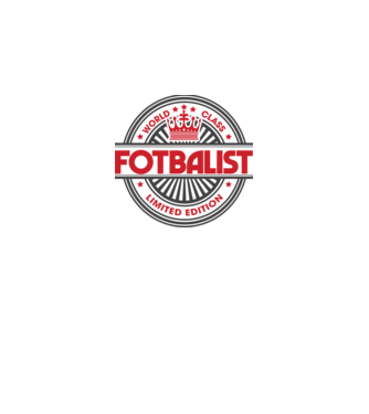 Fotbalist model alb pe tricou