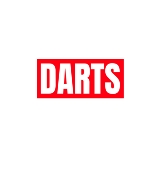 DARTS HERO model alb pe tricou