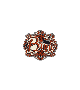 Buni model alb pe tricou