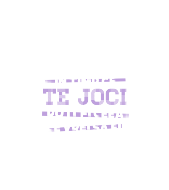 în timp ce te joci poți fi ceea ce vrei să fii - în acel moment model negru pe tricou