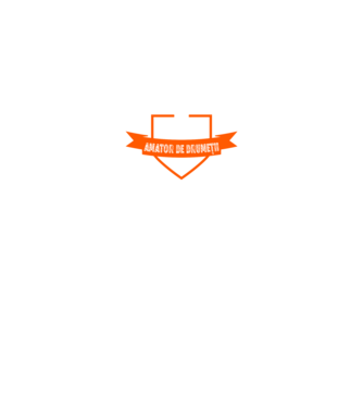 sunt cel mai tare amator de drumeții și tot ce am primit pentru asta a fost acest tricou jalnic model negru pe tricou