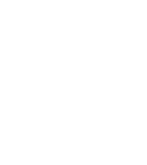 Tatuator model negru pe tricou