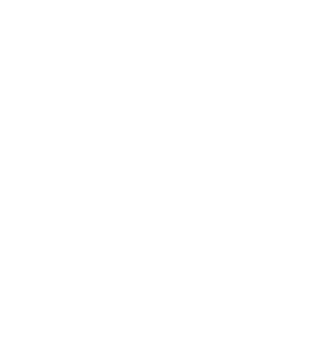 King model negru pe tricou