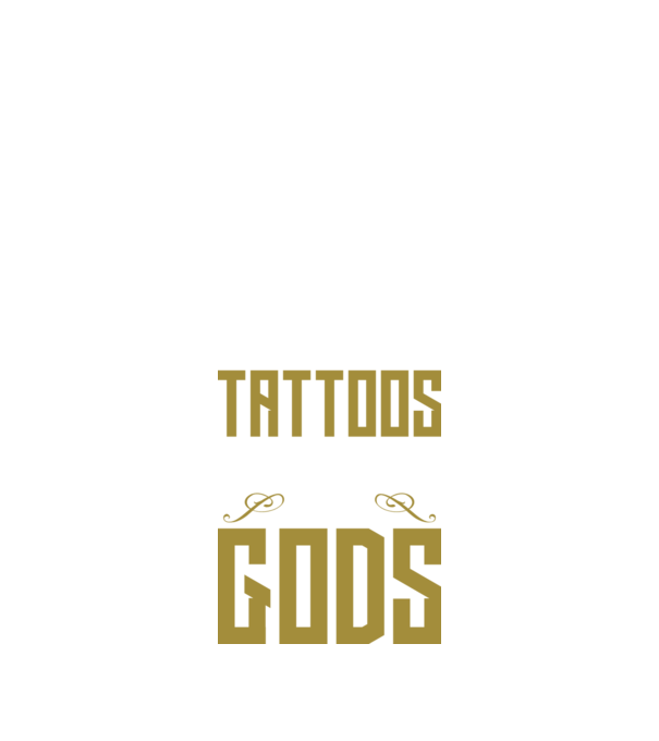 A man without tattoos is invisible to the gods model negru pe tricou