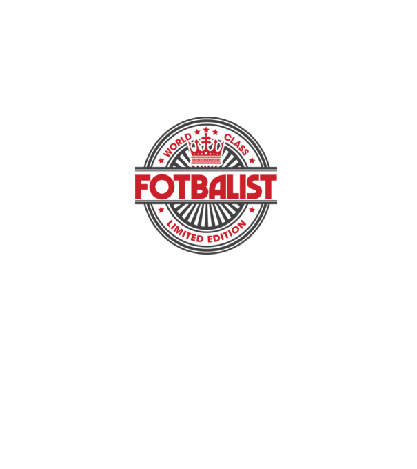 Fotbalist model alb pe tricou