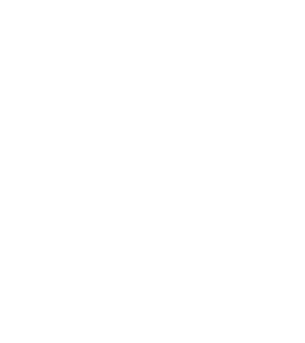 Tatuator model negru pe tricou