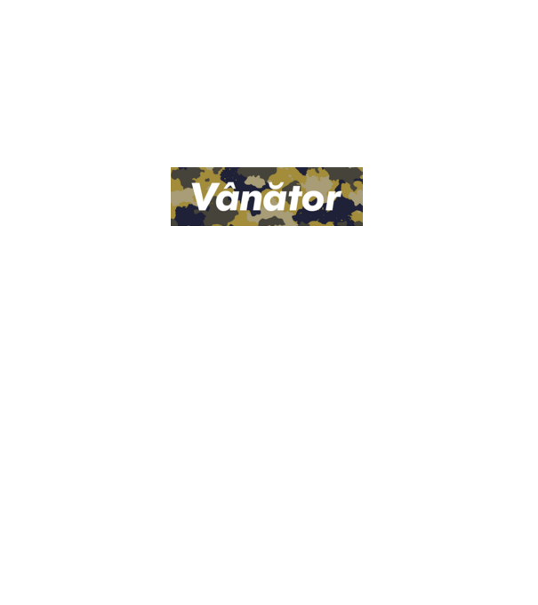 vânător model albastru închis pe tricou
