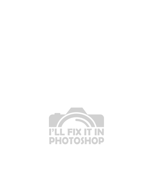 Fix in PS model alb pe tricou