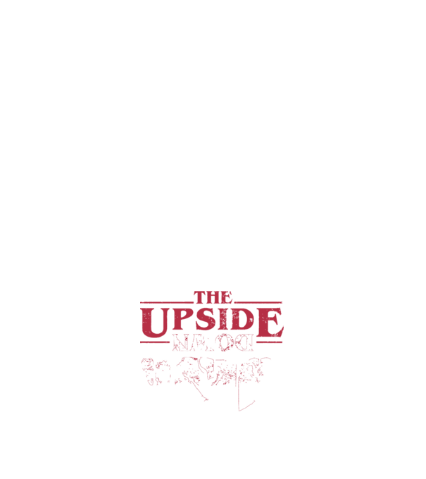 the upside down logo model negru pe tricou