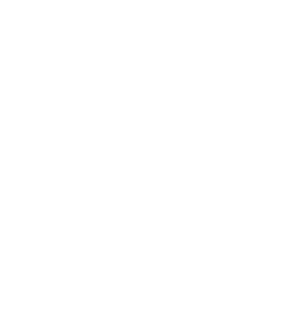 Tatuator model negru pe tricou