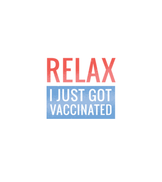 Fii calm, sunt vaccinat model negru pe tricou