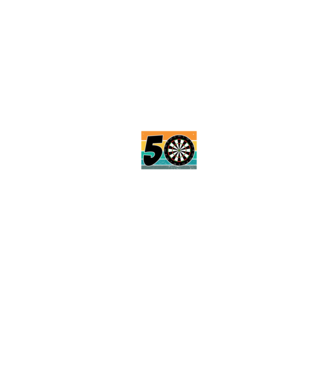 'I''m not 50 I''m bullseye darts birthday' model negru pe tricou