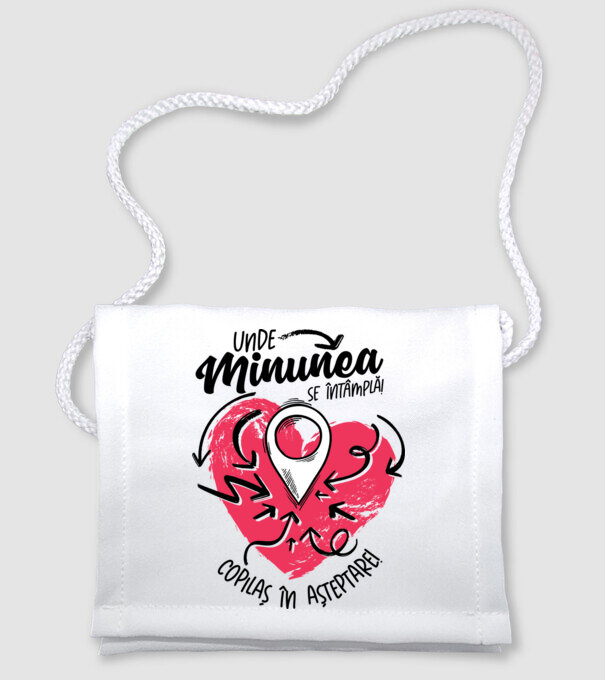 Copilaș în așteptare model alb pe tricou