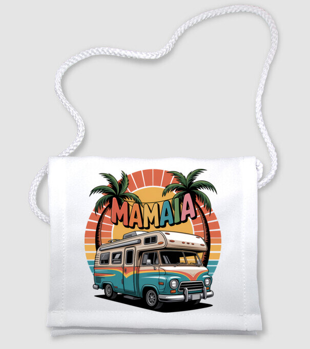 MAMAIA model alb pe tricou