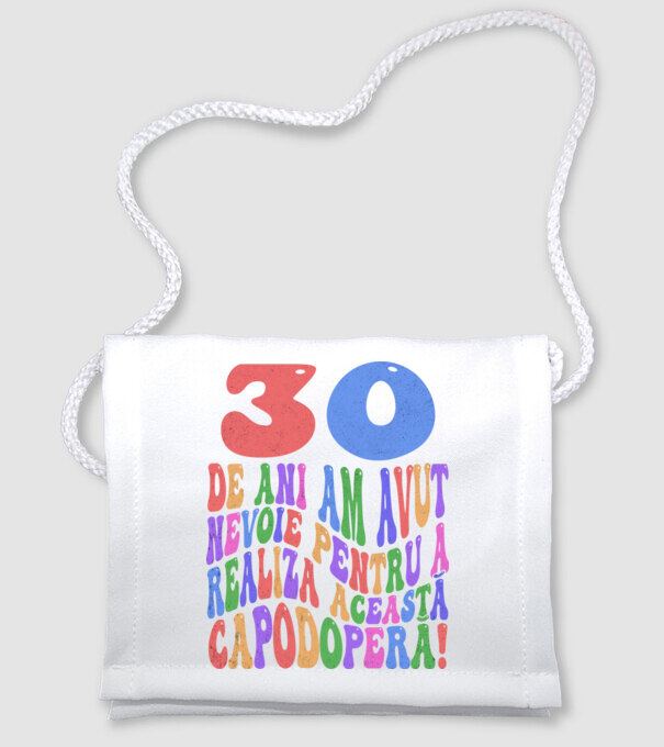 Realiza această capodoperă 30 model alb pe tricou