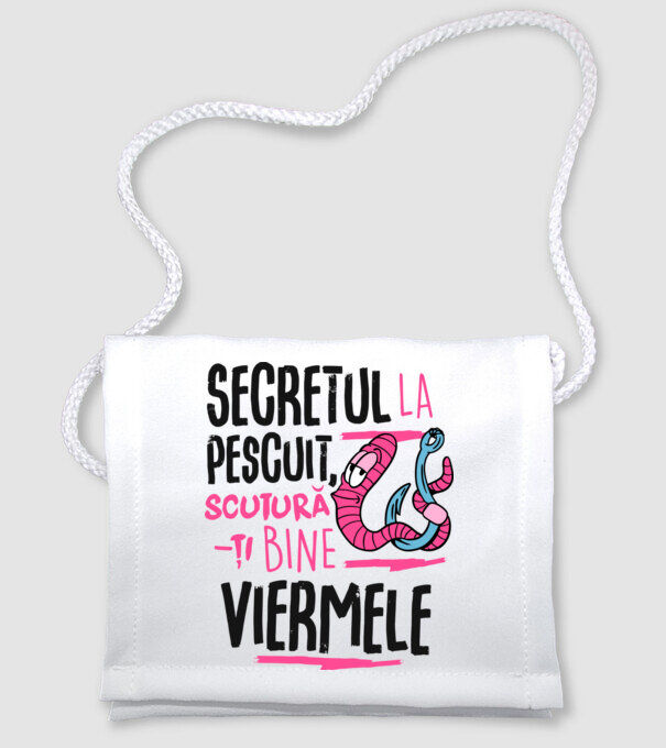 Secretul la pescuit scutură-ți bine viermele model alb pe tricou