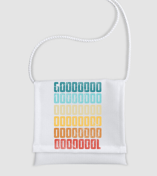 GOOOL retro model alb pe tricou