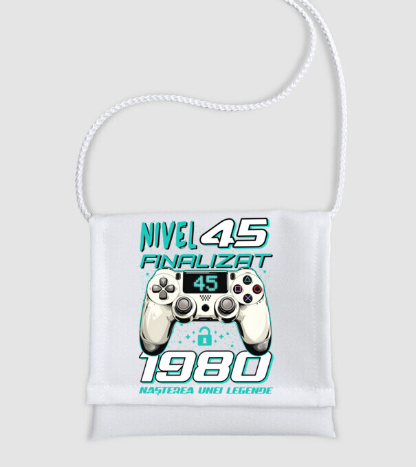 Nivel finalizat 45 1980 model alb pe tricou