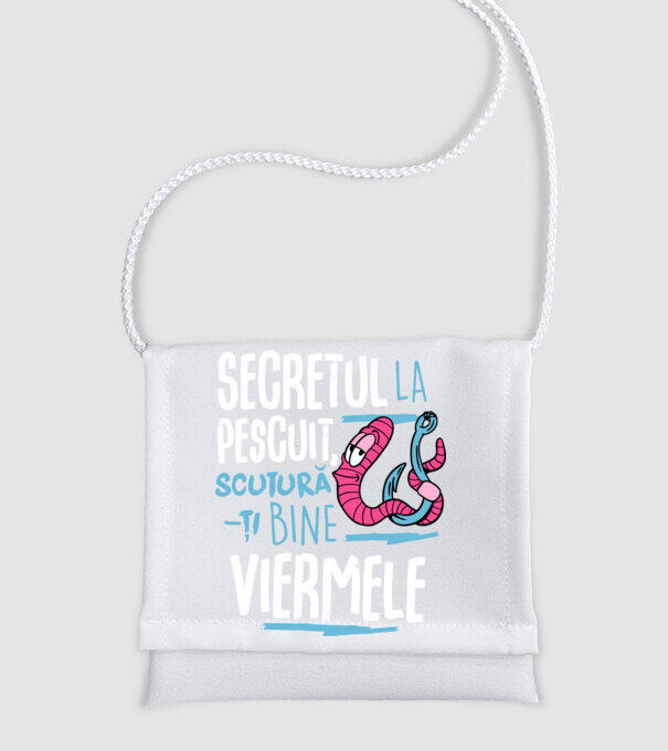 Secretul la pescuit scutură-ți bine viermele model alb pe tricou