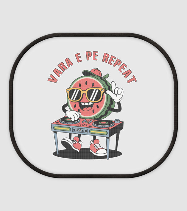 Vara e pe repeat model alb pe tricou