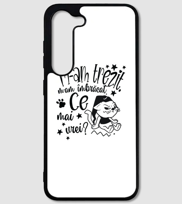 Ce mai vrei? model alb pe tricou