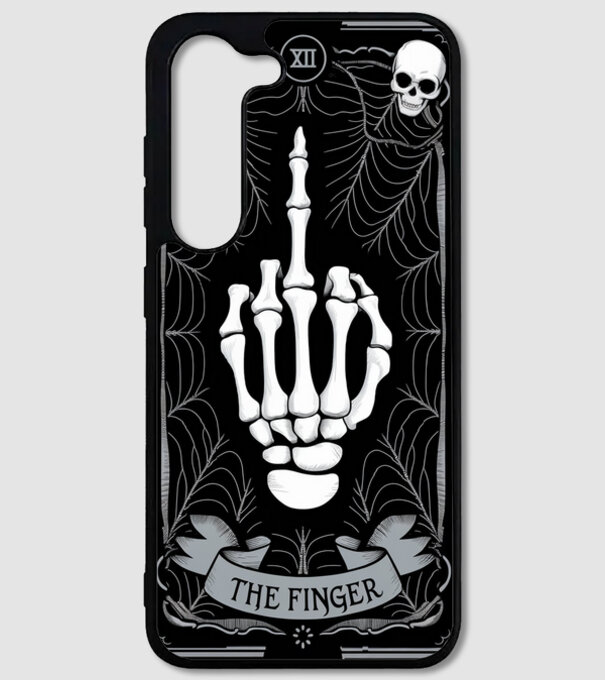 taroq the finger model alb pe tricou