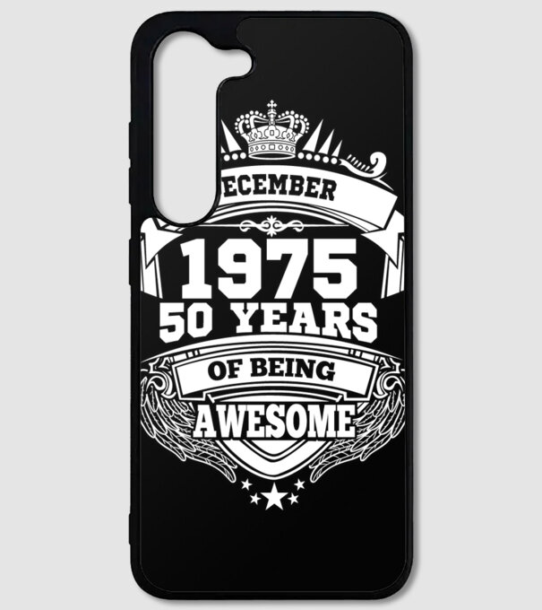 Awesome being of december 1975 model negru pe tricou