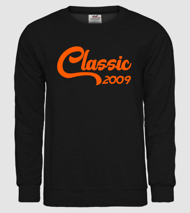 Classic 2009 model negru pe tricou