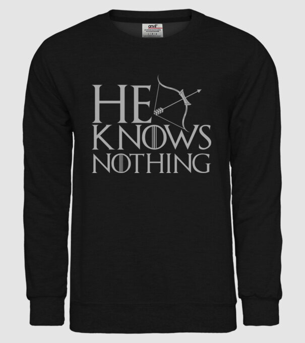 Cuplu He knows nothing model negru pe tricou