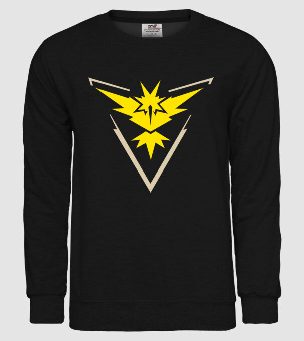 Instinct team logo model negru pe tricou