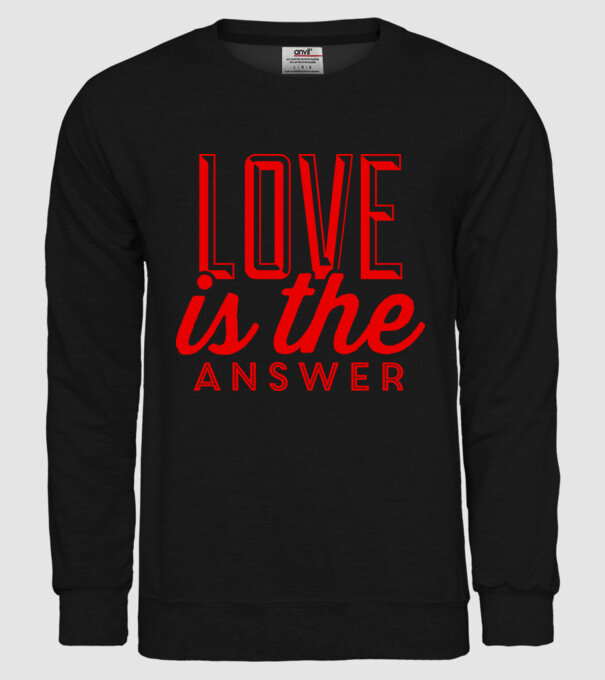 love in answer model negru pe tricou