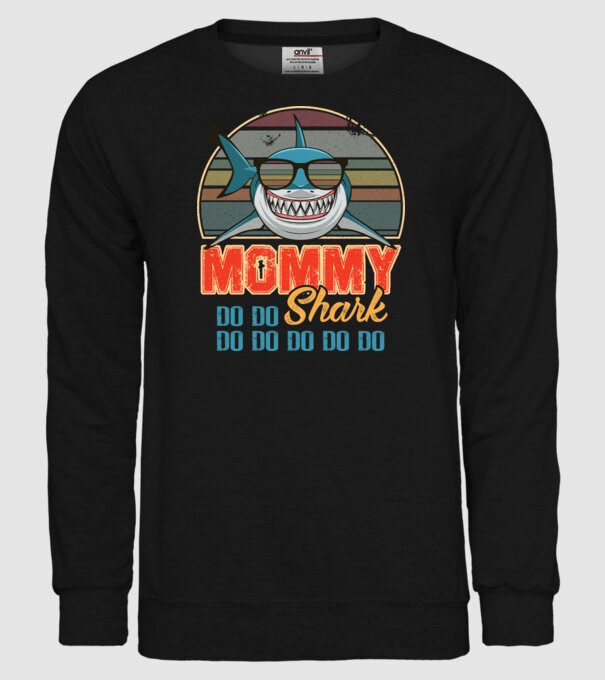 Mommy Shark model negru pe tricou