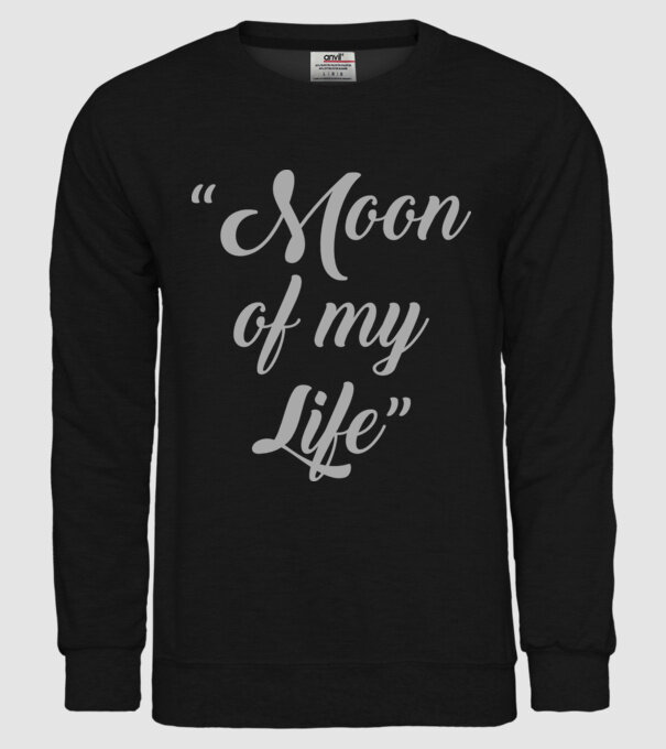 Moon of my life model negru pe tricou