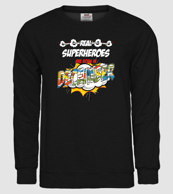 real superheroes are born in december model negru pe tricou