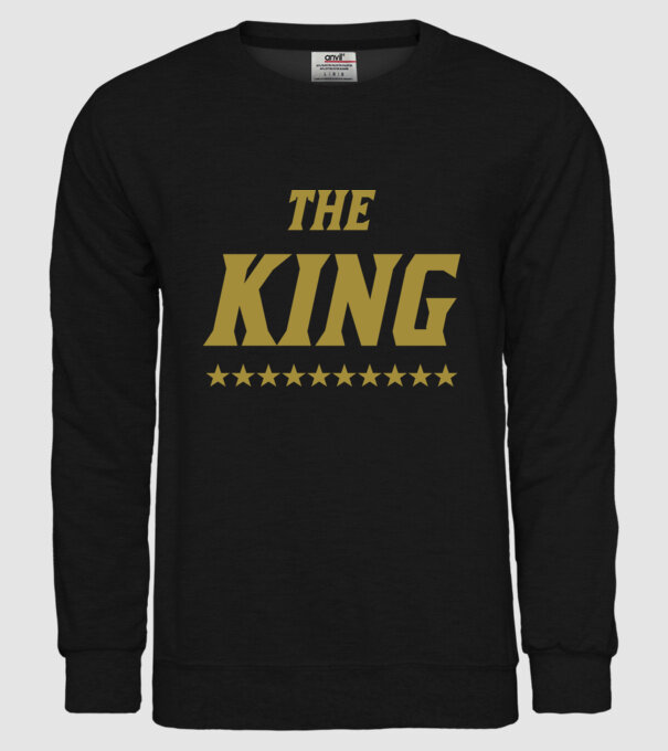 The King model negru pe tricou