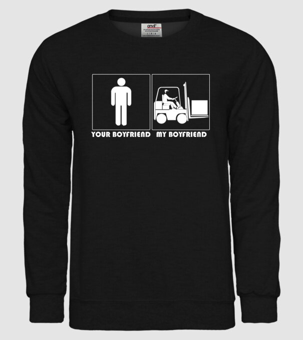 Your BYFRND MBYFRND model negru pe tricou