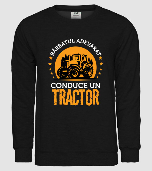 Bărbatul adevărat conduce un tractor model negru pe tricou