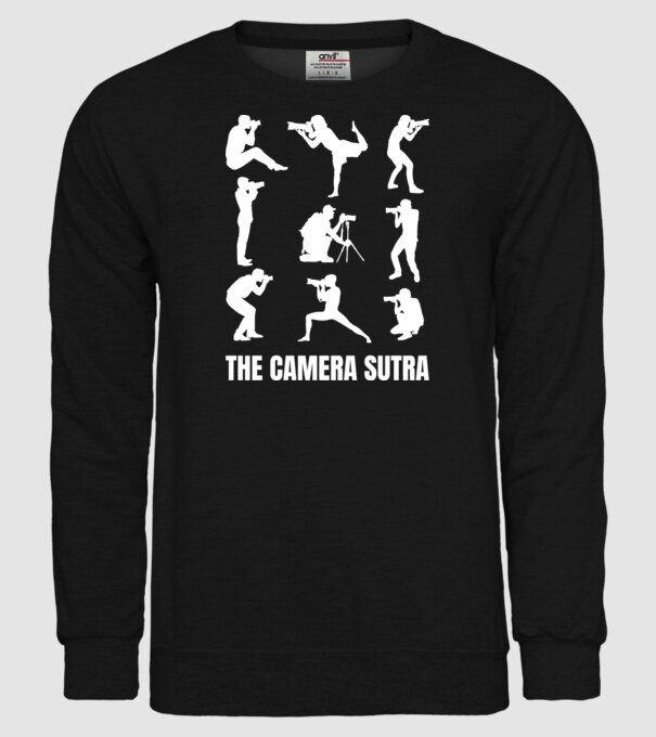 Camera sutra model negru pe tricou