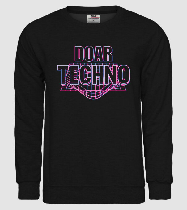 Doar techno model negru pe tricou