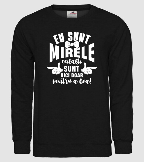 Eu sunt mirele model negru pe tricou