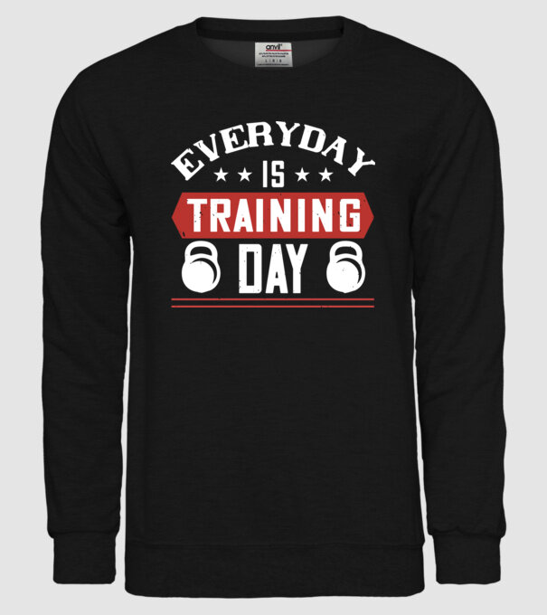 everyday is training day model negru pe tricou