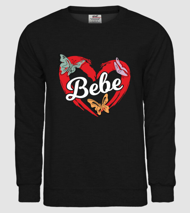 Bebe model negru pe tricou