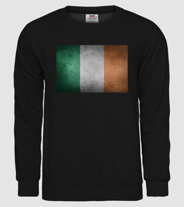 IRELAND model negru pe tricou