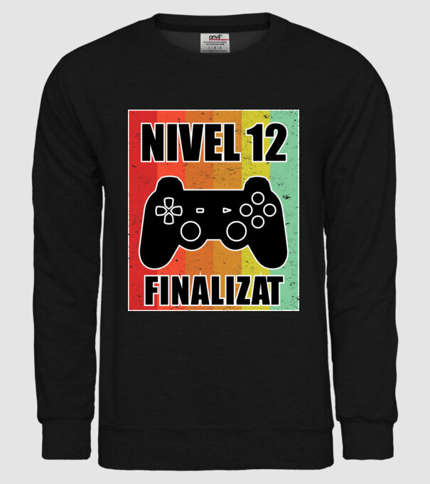 Nivel 12 finalizat model negru pe tricou
