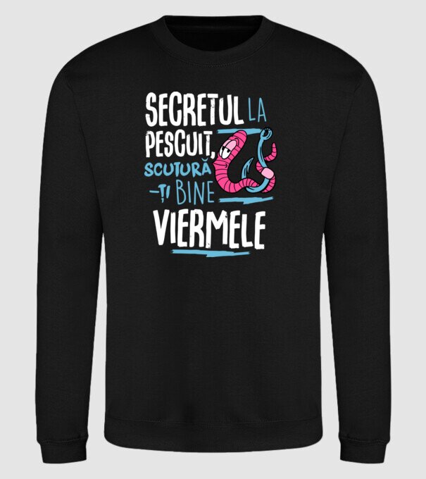 Secretul la pescuit scutură-ți bine viermele model negru pe tricou